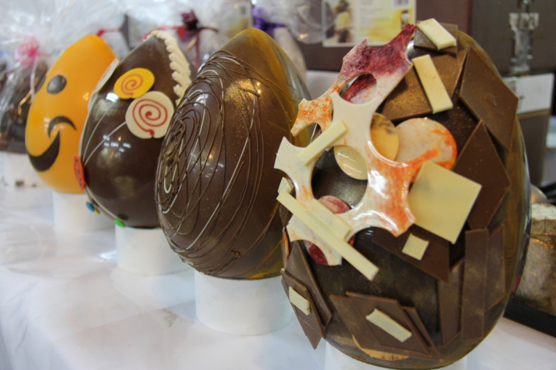 boulangerie-CHATEAUNEUF D ENTRAUNES-min_chocolate_factory_eggs_easter-897028